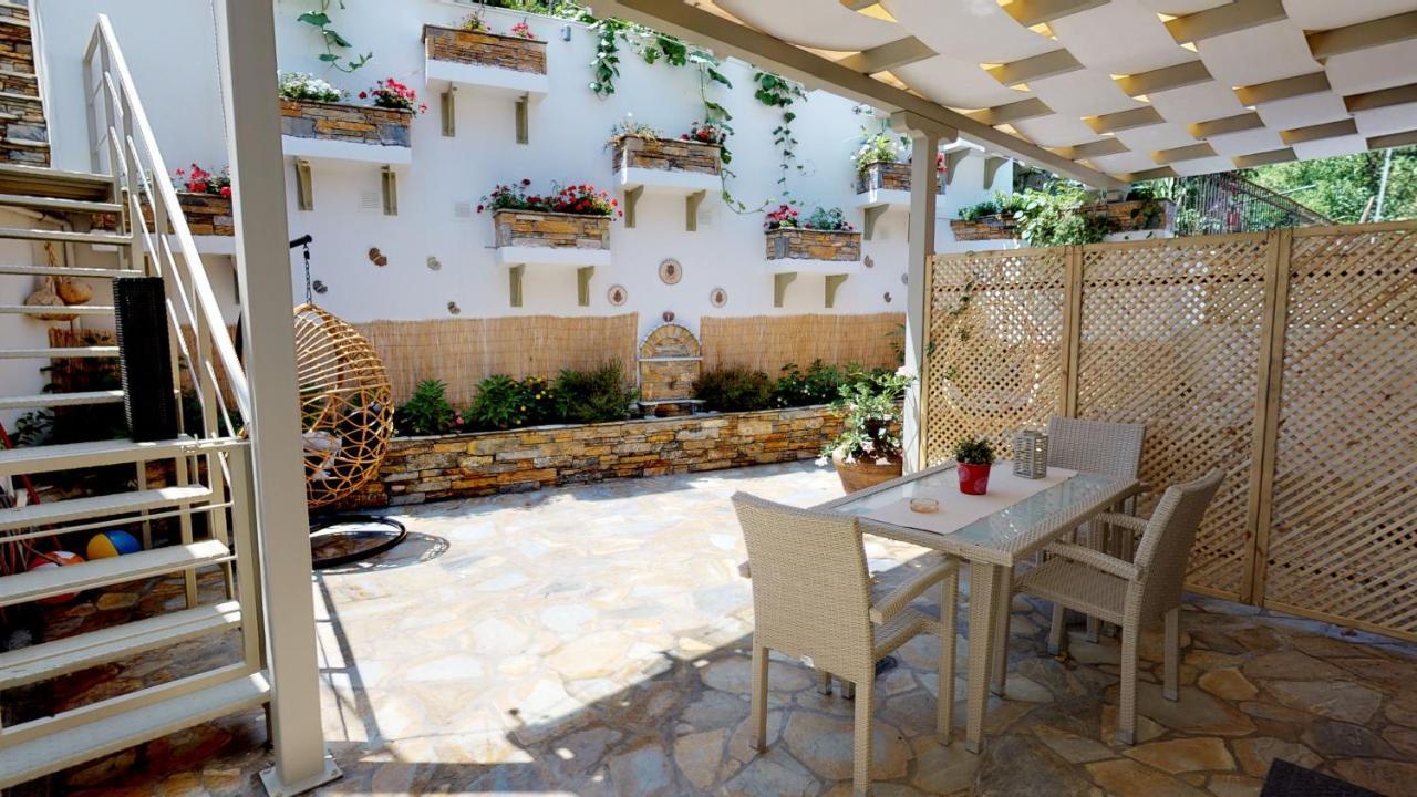 Studios Yalos โคเรฟตอน ภายนอก รูปภาพ