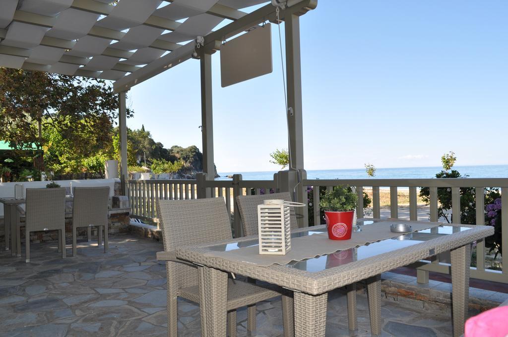 Studios Yalos โคเรฟตอน ภายนอก รูปภาพ