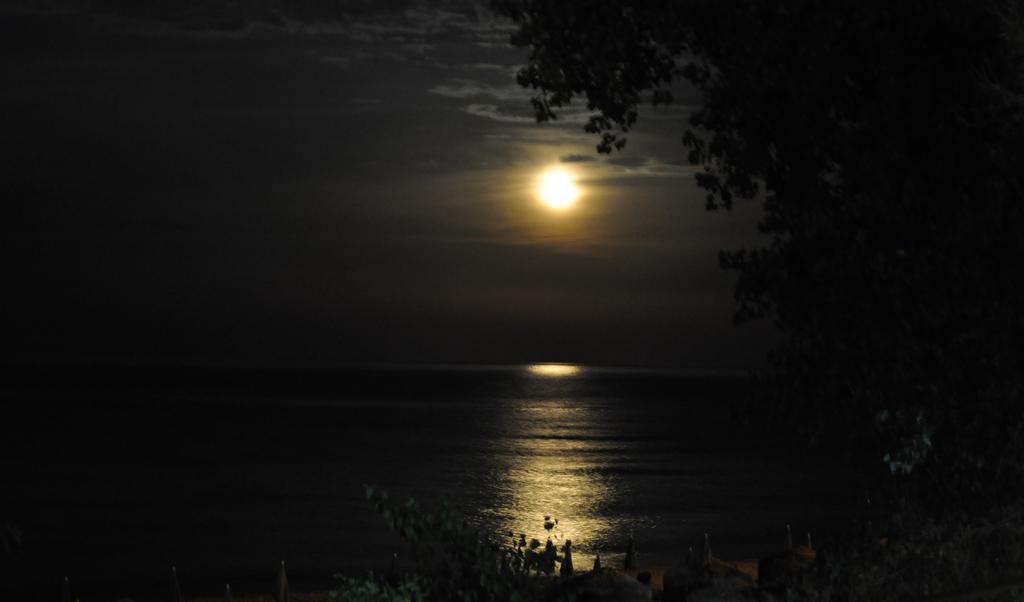 Studios Yalos โคเรฟตอน ภายนอก รูปภาพ