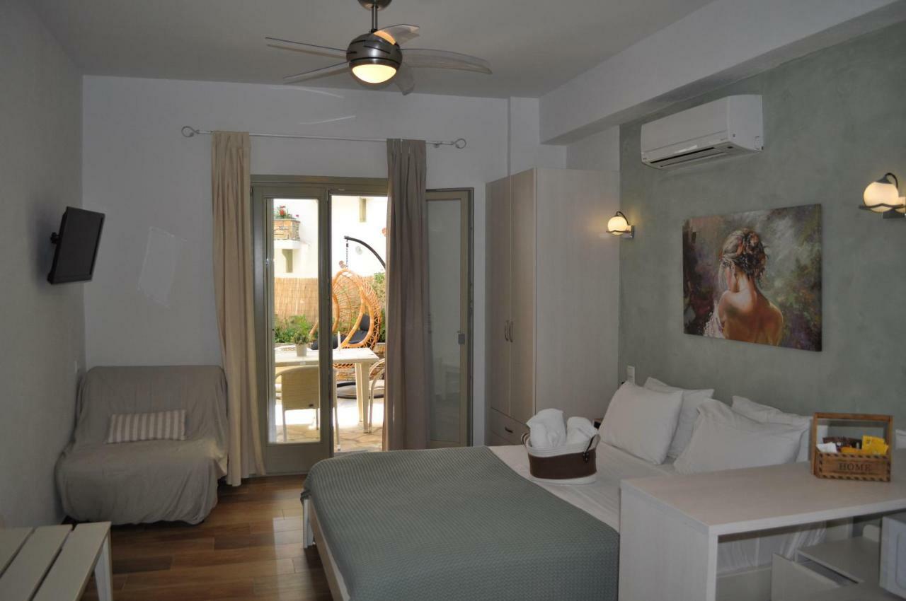 Studios Yalos โคเรฟตอน ภายนอก รูปภาพ