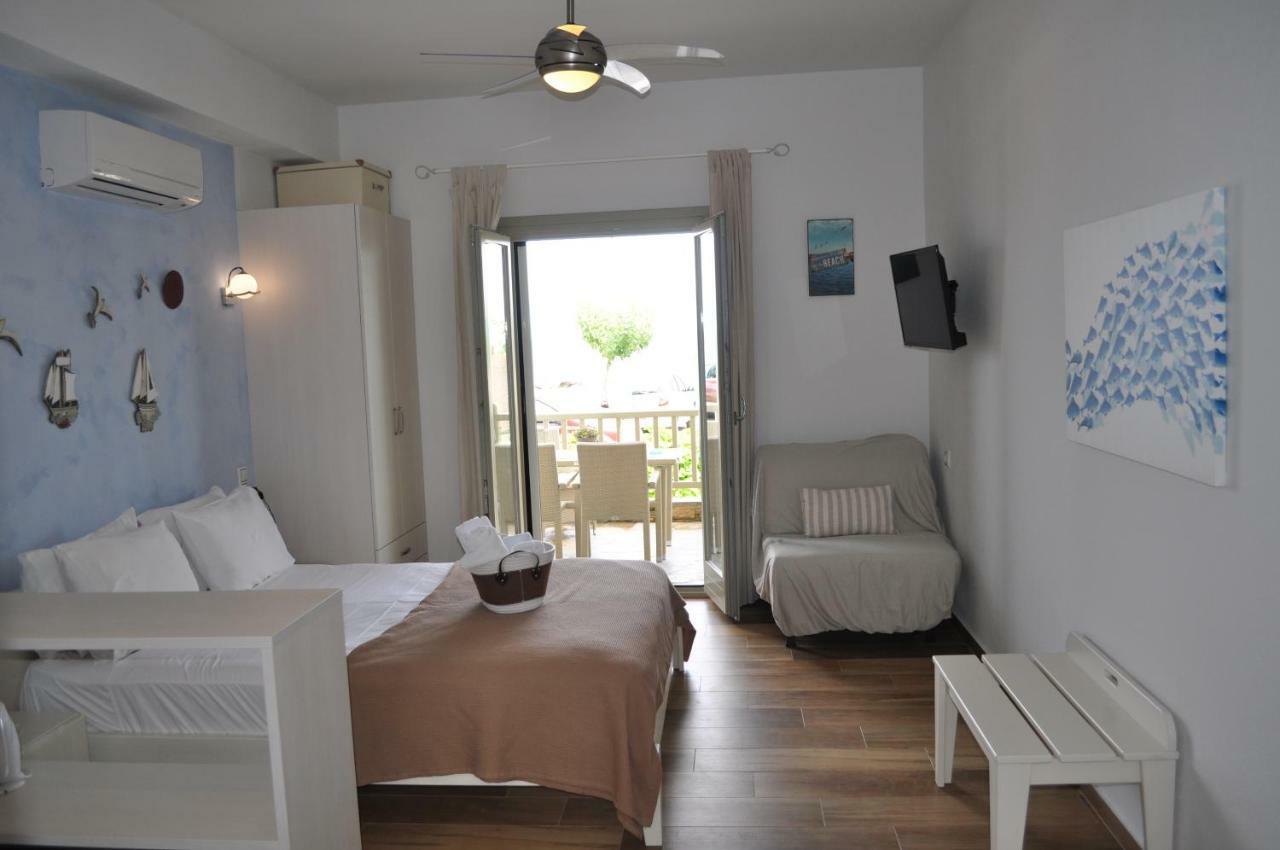 Studios Yalos โคเรฟตอน ภายนอก รูปภาพ