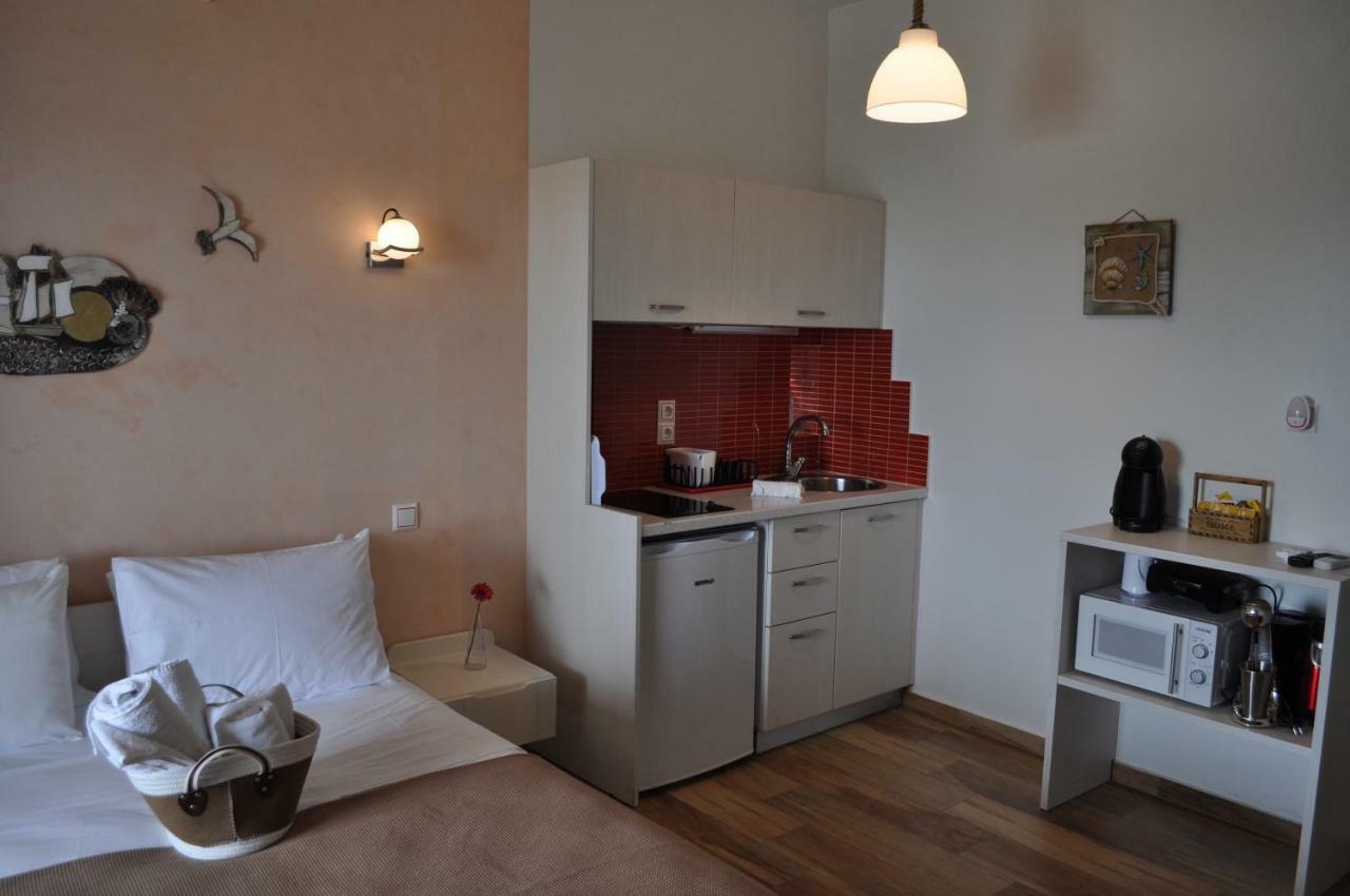 Studios Yalos โคเรฟตอน ภายนอก รูปภาพ
