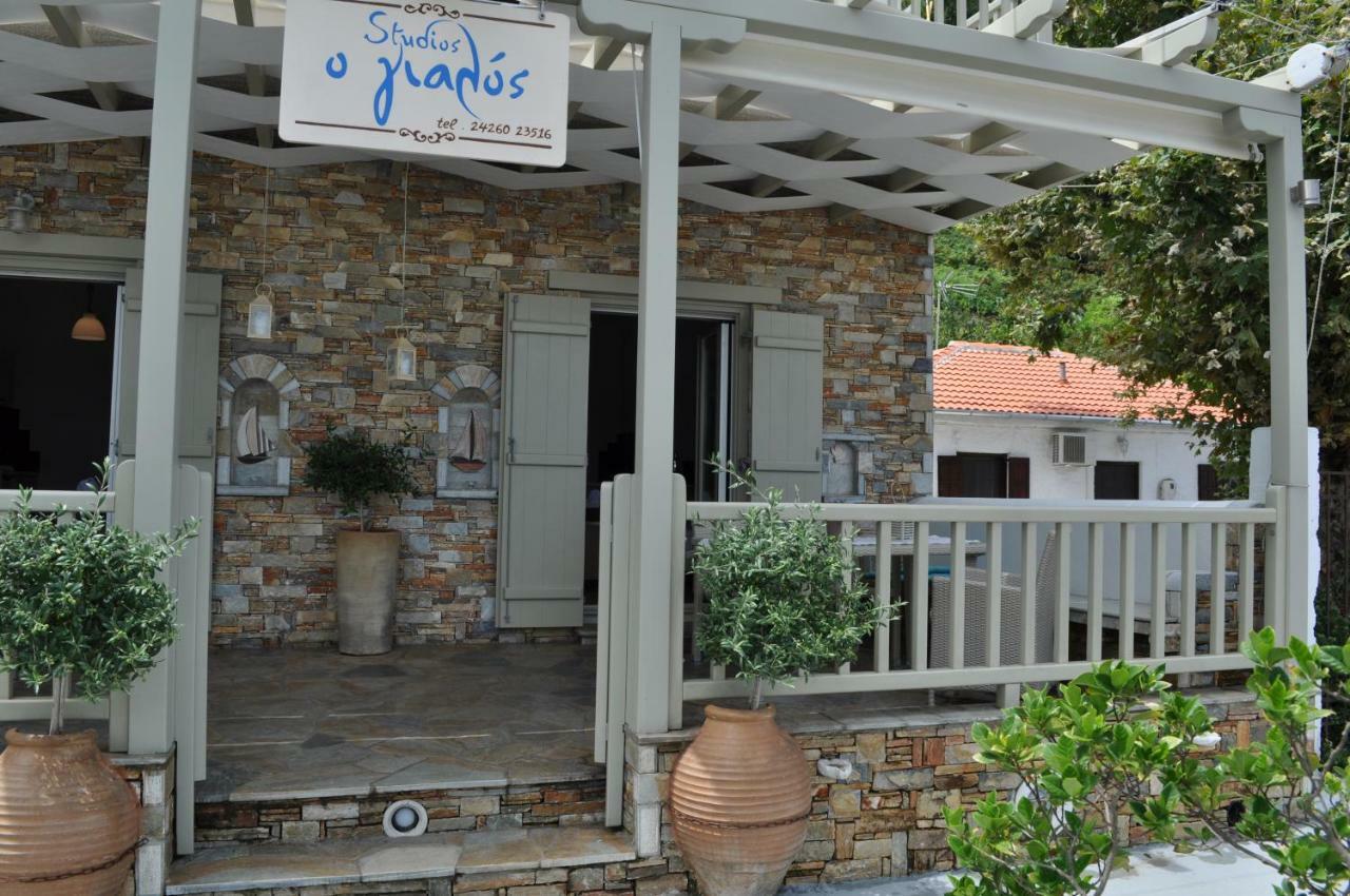Studios Yalos โคเรฟตอน ภายนอก รูปภาพ
