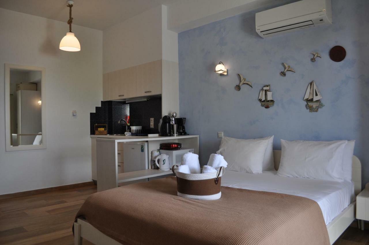 Studios Yalos โคเรฟตอน ภายนอก รูปภาพ