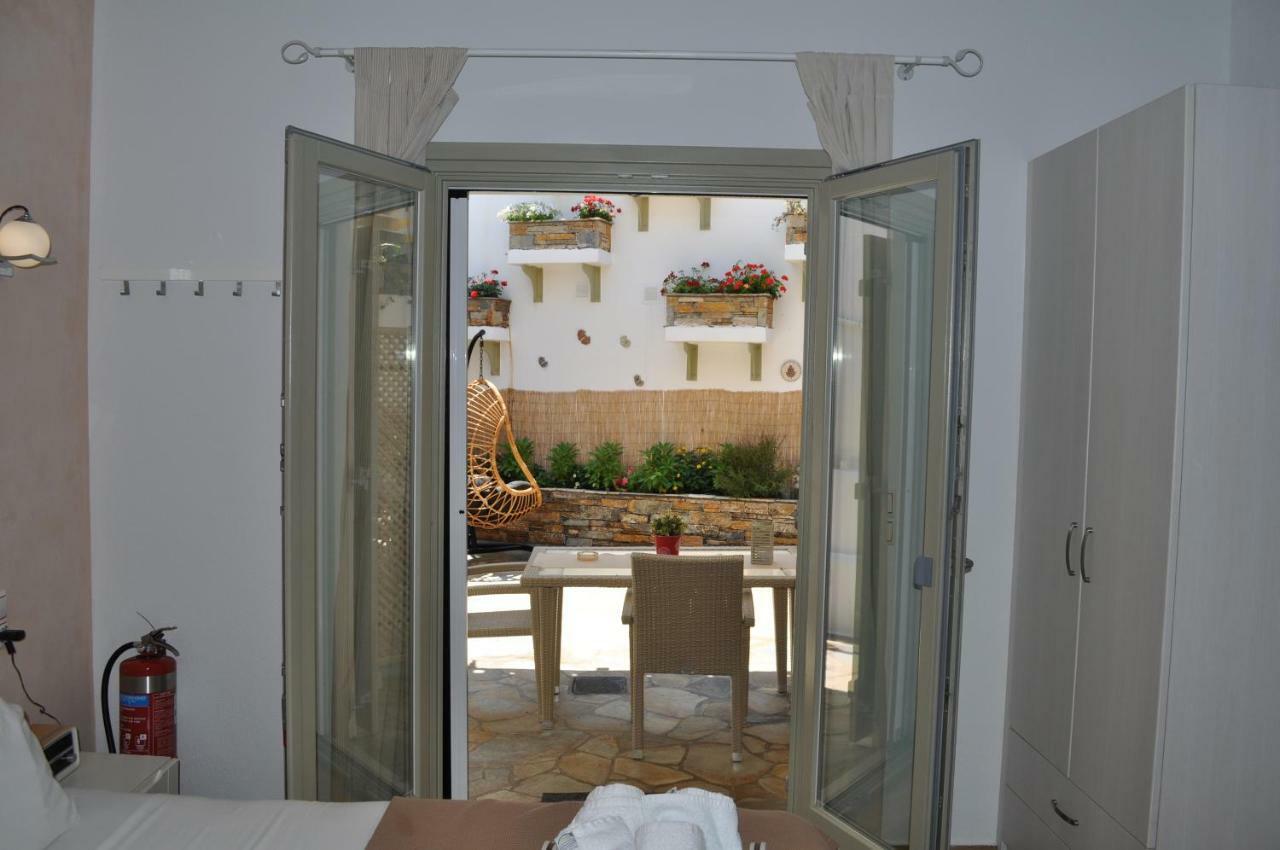 Studios Yalos โคเรฟตอน ภายนอก รูปภาพ