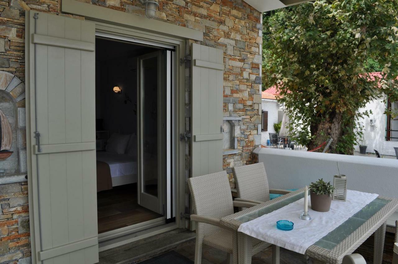 Studios Yalos โคเรฟตอน ภายนอก รูปภาพ