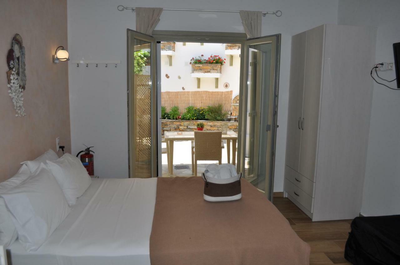 Studios Yalos โคเรฟตอน ภายนอก รูปภาพ